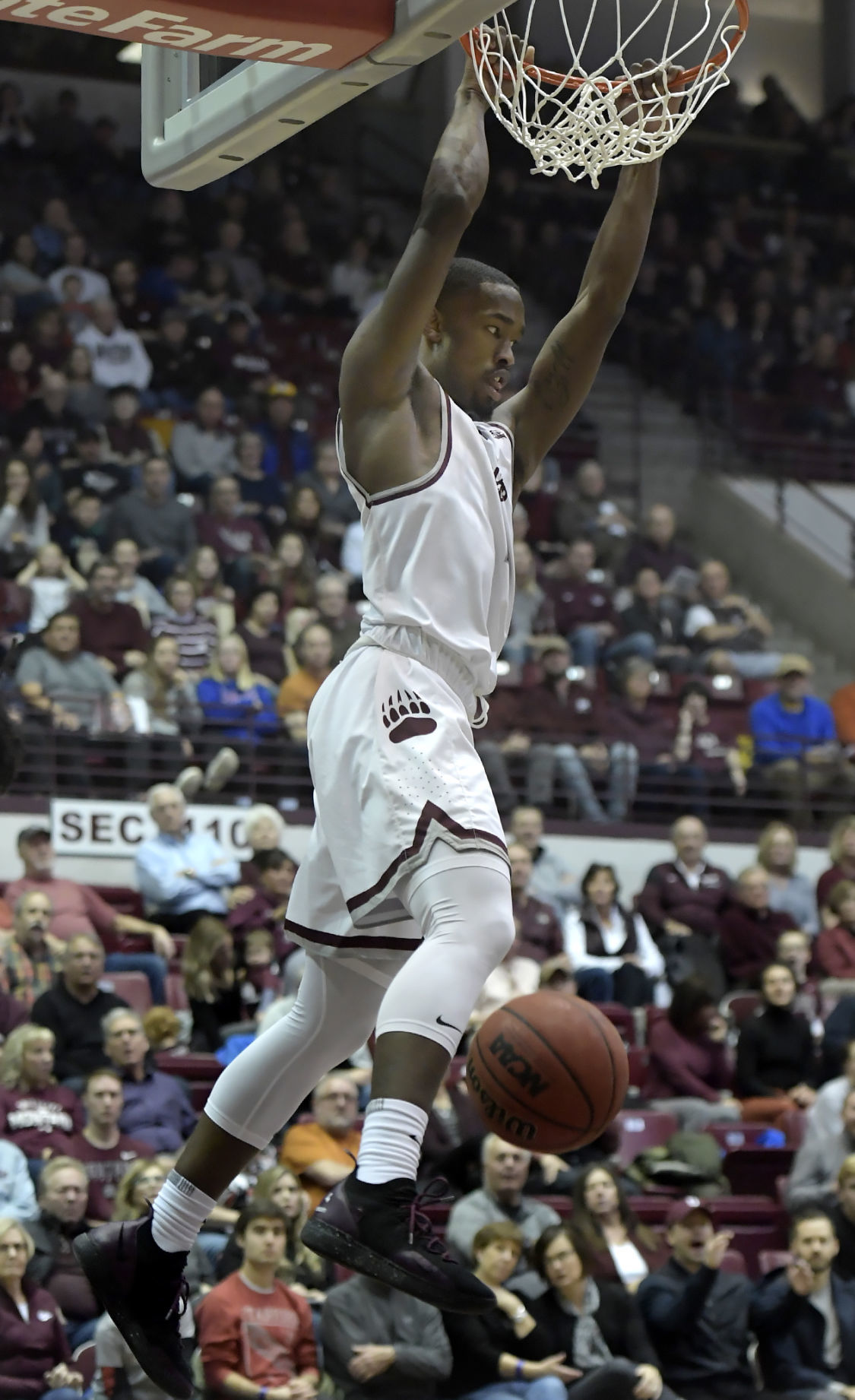 Montana v PSU 07.JPG